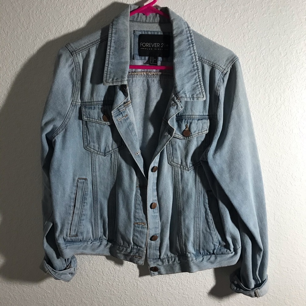DENIM JACKET